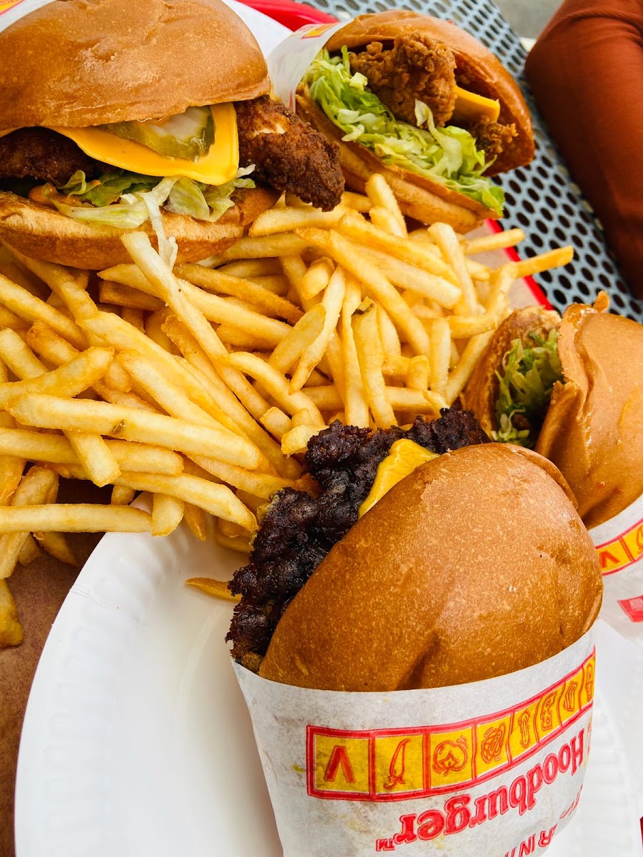 Hoodburger Inglewood Photo 7
